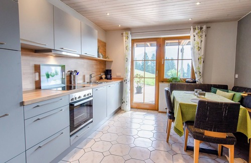 Hausach Apartment | Apartment 'Vordersbergerhof' with Mountain View, Private Terrace and Wi-Fi