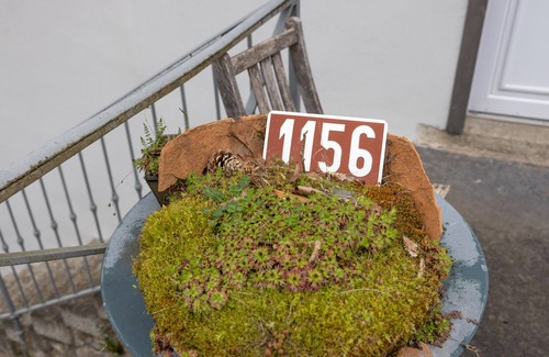 Plateau-d'Assy Apartment | Apartment 'Vue Mt Blanc-grd Espace Vert-6 Pers' with Mountain View, Shared Garden and Wi-Fi