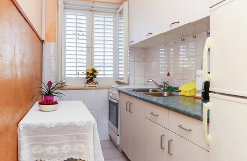 Montovjerna Apartment | Apartment Vukoja - One-Bedroom Apartment with Balcony