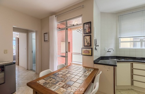 Ingleses Centro Apartment | Apartment w/Barbecue 450m From the Beach Rci0201