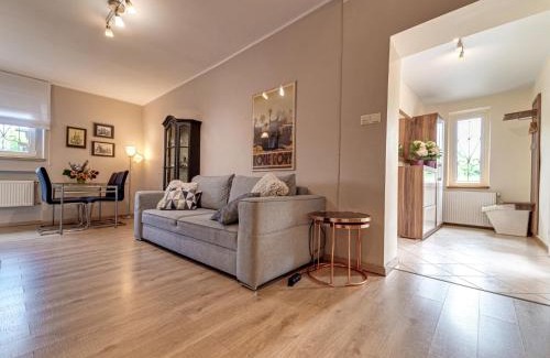 Krzyki Apartment | Apartment W Starym Sadzie by Interhome