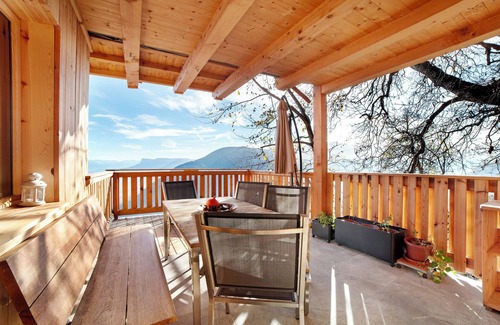 Lagundo Apartment | Apartment 'Waldele Bichl Hauserhof' with Mountain View, Private Terrace and Wi-Fi