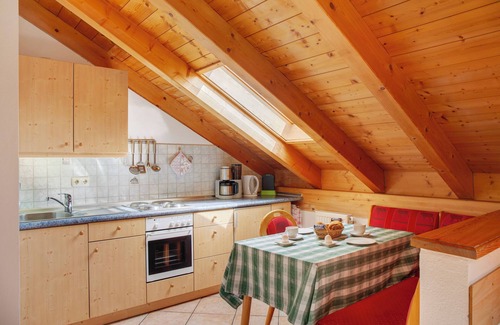 Obergrainau Apartment | Apartment 'Waxenstein' with Mountain View, Balcony and Wi-Fi