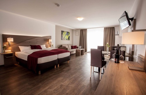 Schwabbach Bed & Breakfast | Apartment - Wein & Bett Weihbrecht