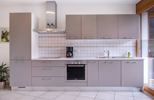 Berg/Monte Apartment | Apartment "Weingut Lahn zu Eppan Gleif" with Mountain View, Garden & Wi-Fi