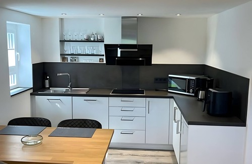Baiersbronn Apartment | Apartment 'Weitblick - Haus Sommerberg' with Mountain View, Shared Terrace and Wi-Fi