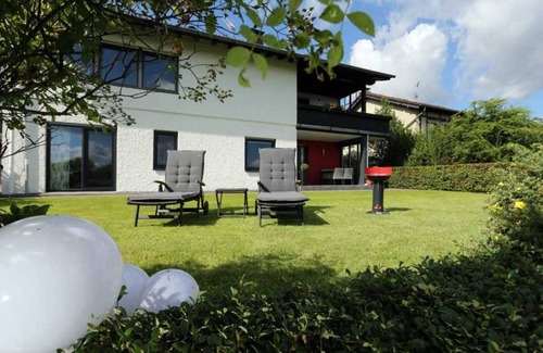 Schalkenmehren Apartment | Apartment Welcome - with lake view - Apartment Welcome with lake view