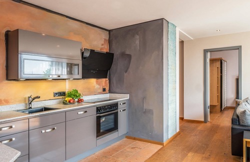 Pelham Apartment | Apartment "Wellvital" with Private Terrace & Wi-Fi