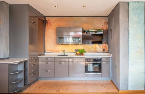 Pelham Apartment | Apartment "Wellvital" with Private Terrace & Wi-Fi