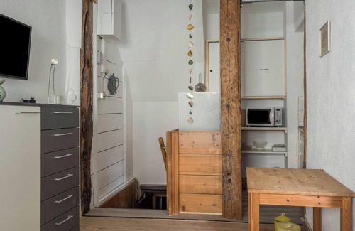 Altstadt Apartment | Apartment "Werner" in Urban Heritage House near Lake Constance