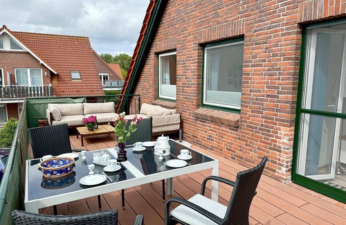 Harlesiel Apartment | Apartment West - Trabbi house