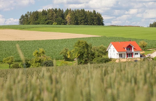 Emmingen-Liptingen Apartment | Apartment Witthoh, vacation on the farm with pool, very quiet location