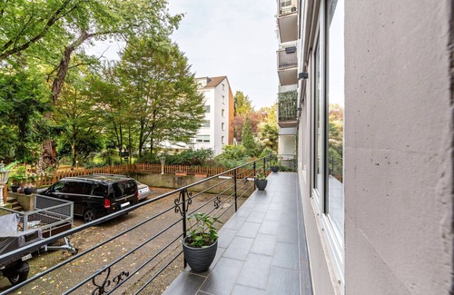 Golzheim Apartment | Apartment 'Wie Zuhause 1' with Private Terrace, Balcony and Wi-Fi