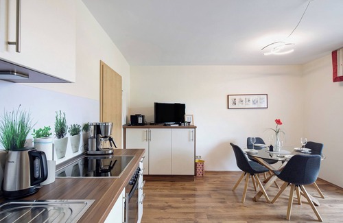 Nieder-Moos Apartment | Apartment 'Wiesenschneiders' with Shared Terrace, Communal Garden and Wi-Fi