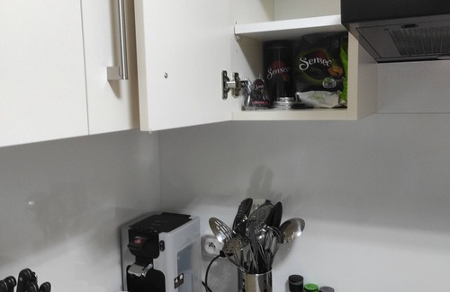Pierrelatte Apartment | Apartment WIFI+NETFLIX+FREE PARKING