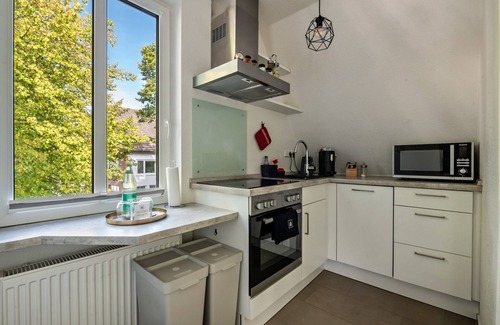 Nienburg/Weser Apartment | Apartment 'Wilhelm' with Balcony and Wi-Fi
