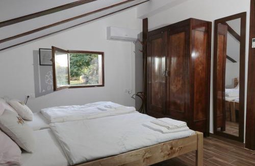 Durdevac Apartment | Apartment Wine Tale