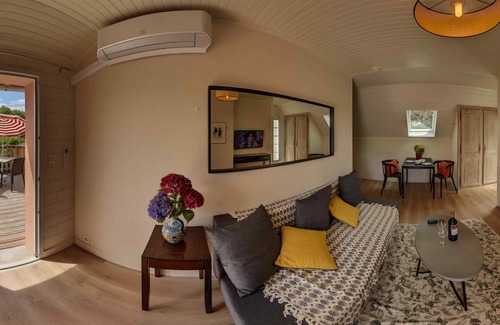 Clohars-Fouesnant Apartment | Apartment with terrace overlooking the park