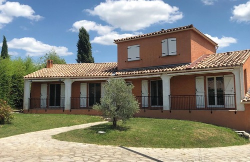 Laroque Apartment | Apartment with swimming pool, at the foot of the Cevennes mountains and one hour from the sea