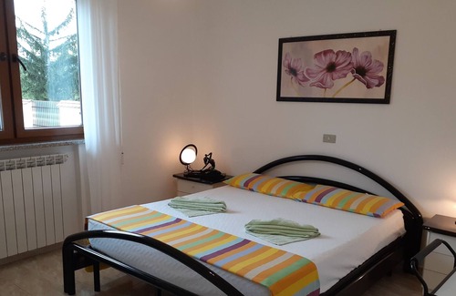 Dreznik Grad Apartment | APARTMENT WITH 3 DOUBLE BEDROOMS, ROOM, KITCHEN, AND BATHROOM.