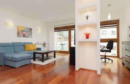 Gorce Apartment | Apartment With 3 Rooms Bemowo by Renters