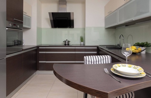 Gorce Apartment | Apartment With 3 Rooms Bemowo by Renters