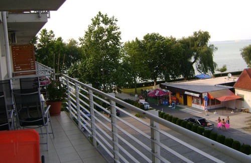 Siofok Aranypart Apartment | Apartment with air-conditioner directly at free beach with lake view & free WIFI
