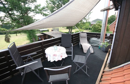 Langholz Apartment | Apartment with balcony and Baltic Sea view on the Eckernförde Bay