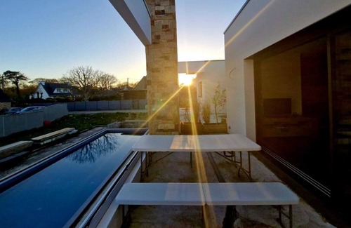 Riec-sur-Belon Apartment | Apartment with balcony terrace 2/4 persons