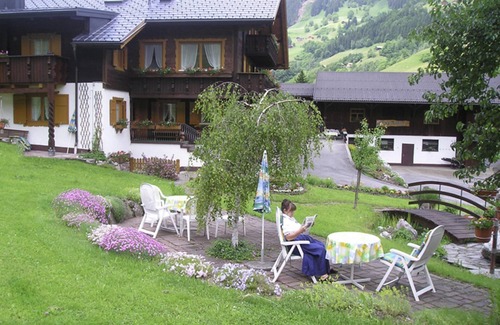 Silbertal Apartment | Apartment with balcony and lots of privacy