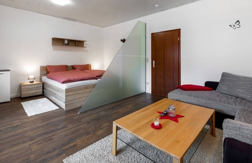 Stregda Apartment | Apartment with balcony in Thuringia