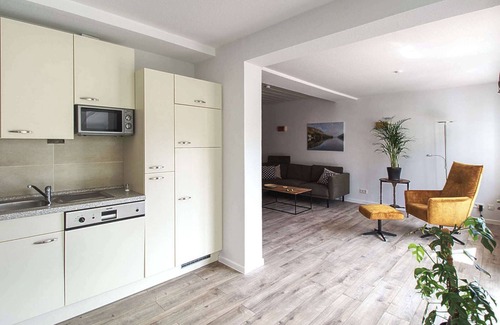 Bullay House | Apartment with balcony directly on the banks and with a view of the Moselle