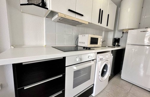 Isla Apartment | Apartment with beach view and pool - 4406