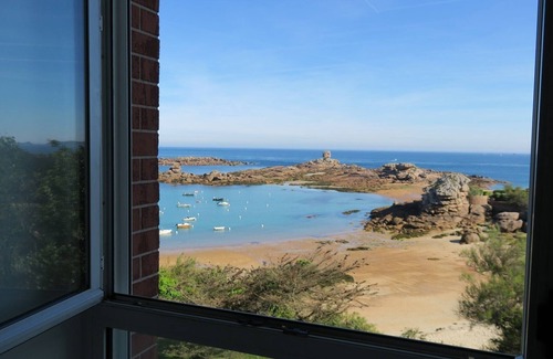 Tregastel Apartment | Apartment with beautiful SEA VIEW in TREGASTEL