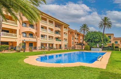 Aduanas Apartment | Apartment with communal pool in Javea, on the Costa Blanca, Spain for 2 persons