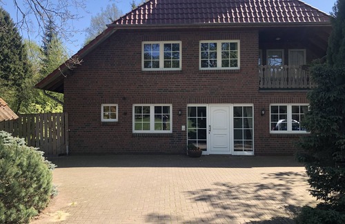 Bad Zwischenahn Apartment | Apartment with terrace and private sauna