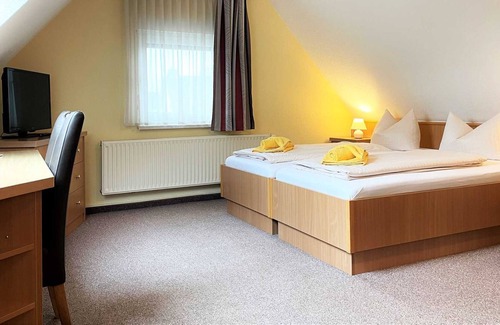 Lohsa Apartment | Apartment with extra bed for max. 4 people - Gasthof & Pension Zur Friedenseiche (Pension)