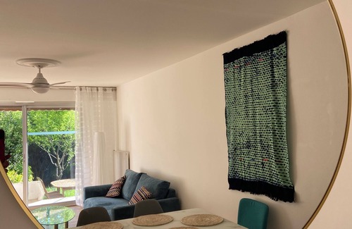 Estanove Apartment | Apartment with garden, communal pool and tennis court 15 minutes from the beach