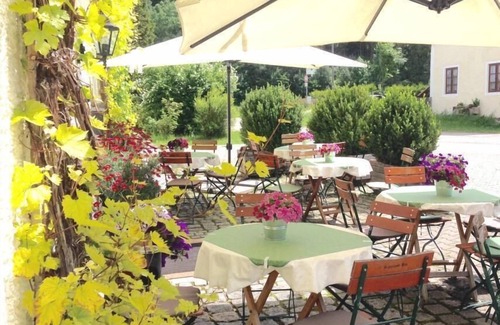 Traunreut Apartment | Apartment with garden, 42 sqm