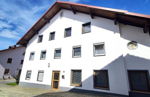 Freyung Apartment | Apartment with generous equipment (kick box & cross trainer)