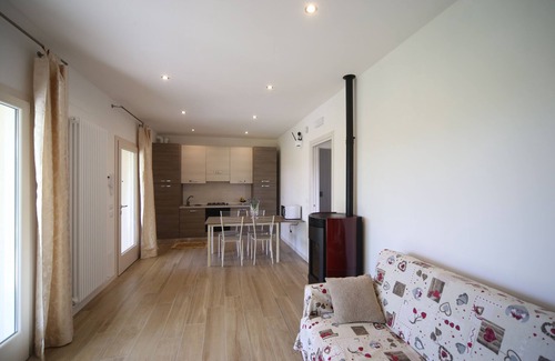 Crespano del Grappa Apartment | APARTMENT WITH GARDEN VIEW