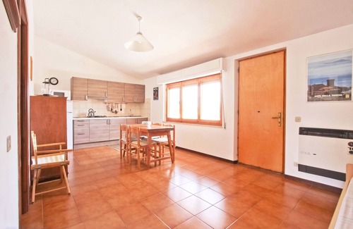 Il Poggio Apartment | Apartment with terrace and garden, few meters far from the lake