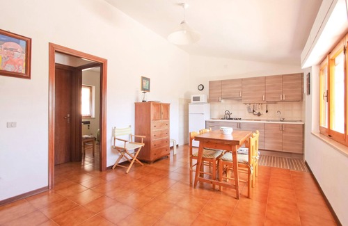 Il Poggio Apartment | Apartment with terrace and garden, few meters far from the lake