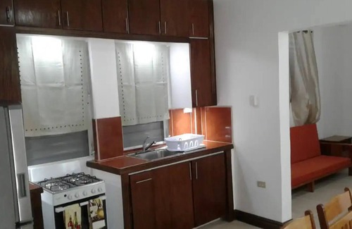Orange Walk House | Apartment with King bed in the center, sugar city!
