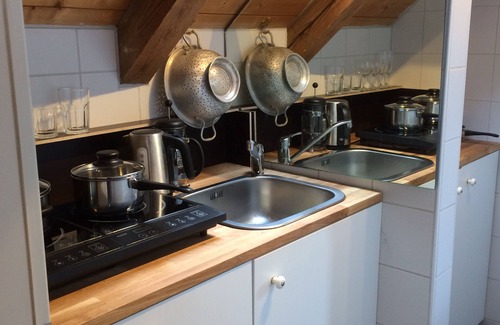 Diessen am Ammersee Apartment | Apartment with kitchen and partly covered terrace. Central and quiet