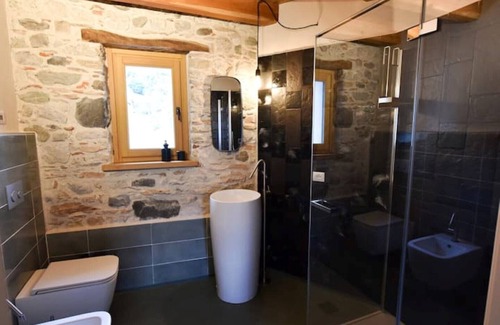 Feltre Apartment | Apartment with kitchen and fine finishes. Panoramic terrace.