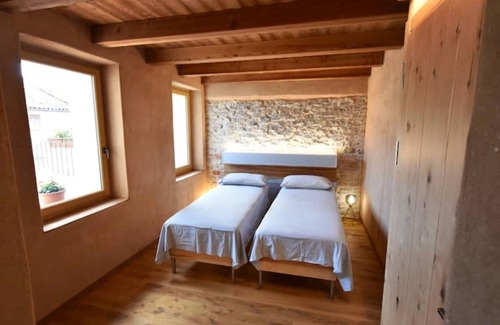 Feltre Apartment | Apartment with kitchen and fine finishes. Panoramic terrace.
