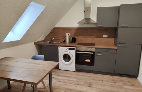 Leimen Apartment | Apartment with kitchen and bathroom