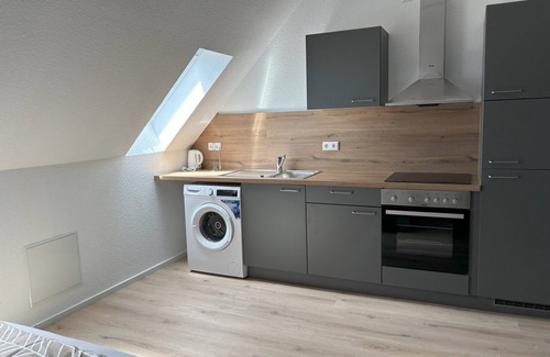 Leimen Apartment | Apartment with kitchen and bathroom
