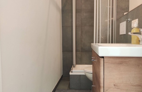 Leimen Apartment | Apartment with kitchen, bathroom and 2 bedrooms